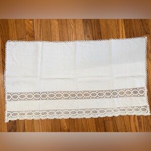 Vintage Ivory Linen Table Runner